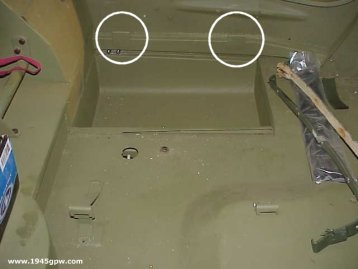 G503 WWII Jeep Fuel Tank Sending unit and straps.Applies to 1942,1943